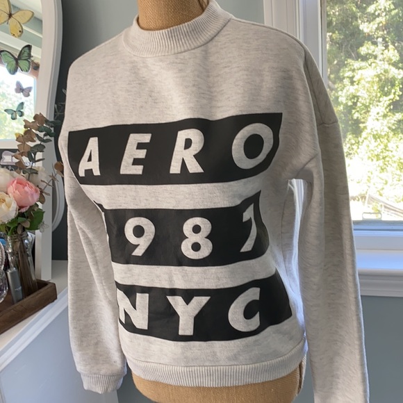Aero Crop Long Sleeve Sweatshirt - Picture 3 of 11